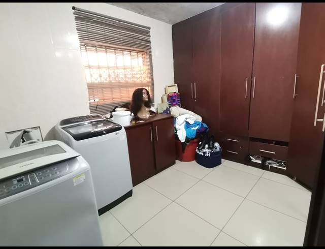 3 BEDROOM HOUSE FOR SALE IN EVATON WEST